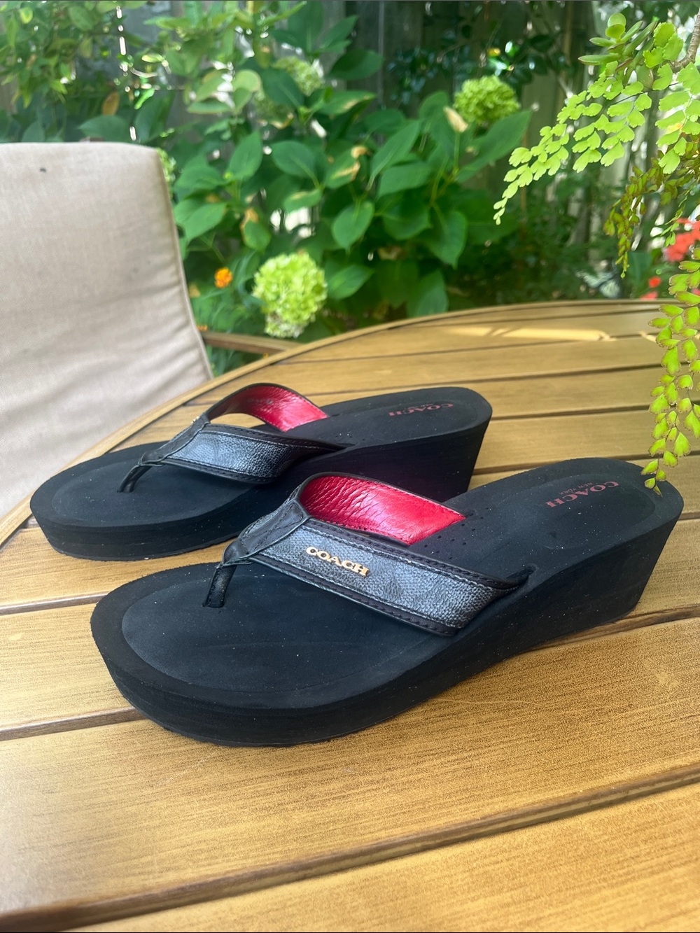 Coach Black Platform Thong Sandals with Red Accents